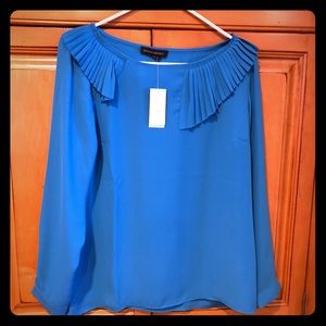 Banana Republic NWT Asymmetrical Pleated Top M
